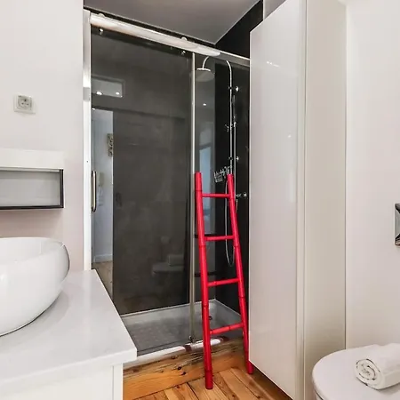 Campo De Ourique Modern Bright With Office * Lizbona